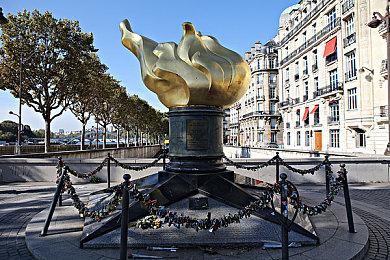 《超级马里奥》游戏配音者退休 将担任马里奥大使